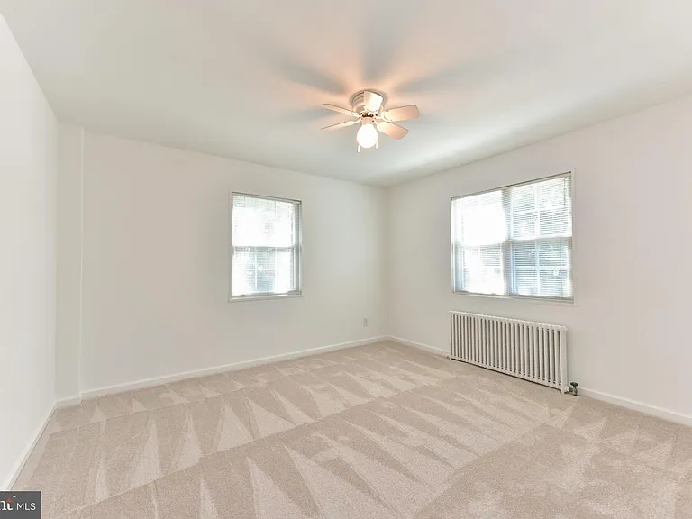 1423 N Nash St #208 — Photo 12