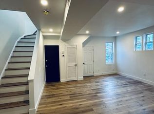 331 S 16th St #3G, Philadelphia, PA 19102