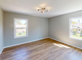 8600 N Hamlin Ave #8600, Portland, OR 97217