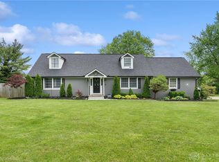 2242 Turnbull Rd, Beavercreek, OH 45431