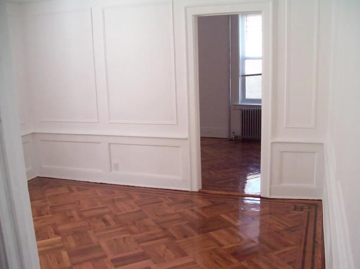 905 41st Street — Photo 3