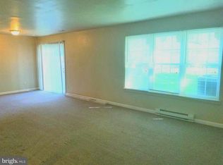 106A Chaucer Rd, Mount Laurel, NJ 08054