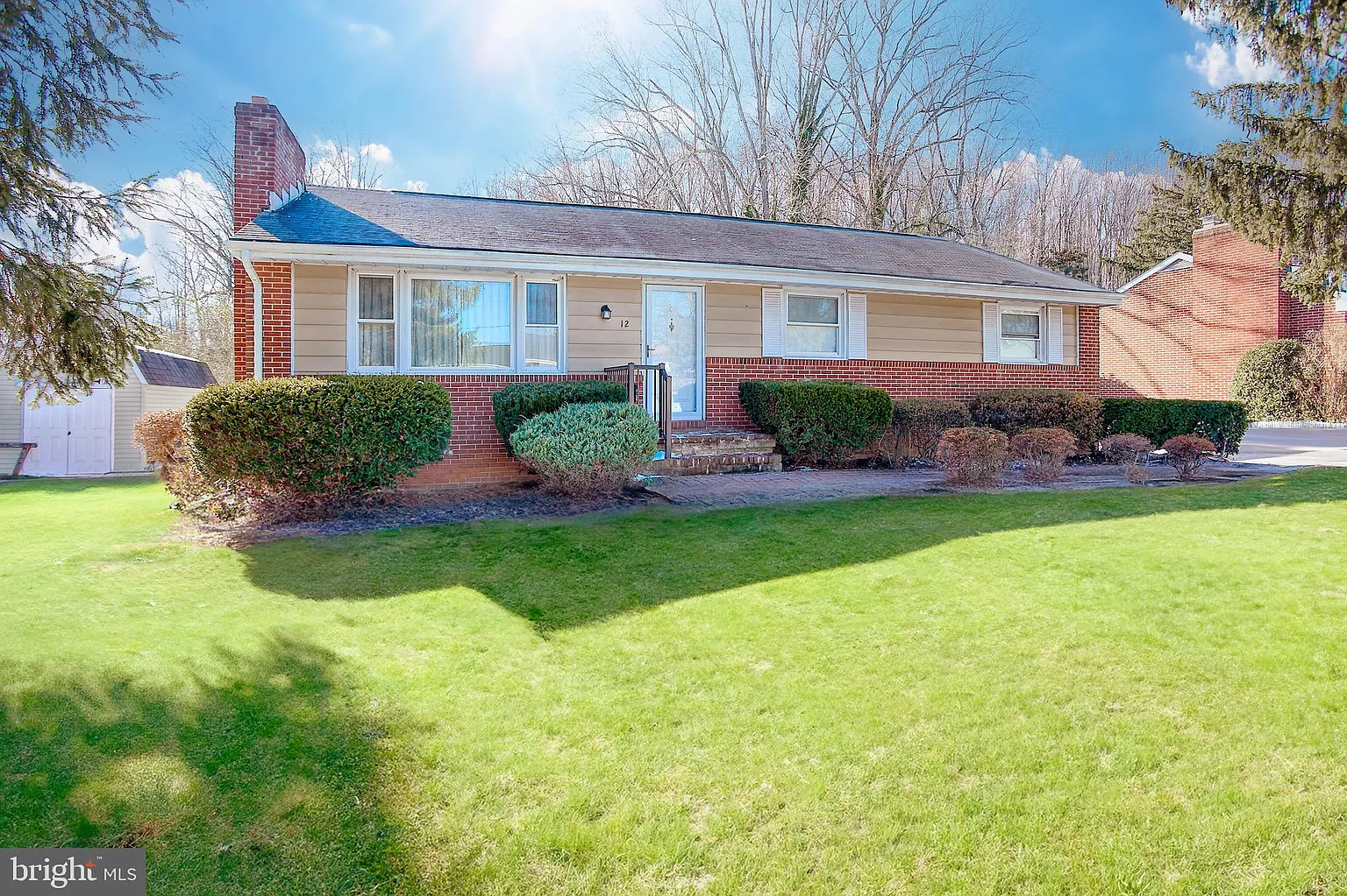 12 N Kelly Ave photo 1