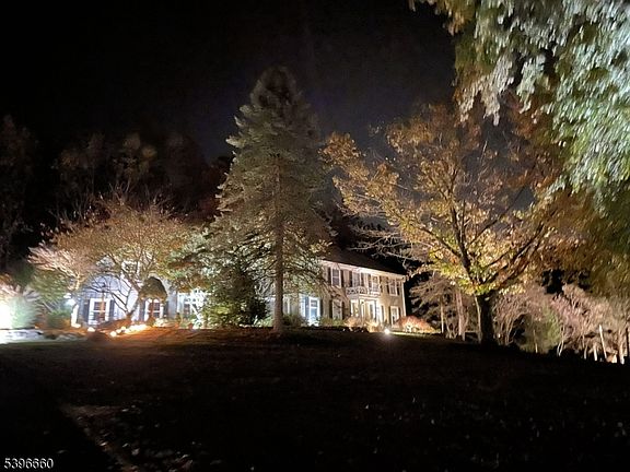 2nd image of 6 Fawn Ridge Rd