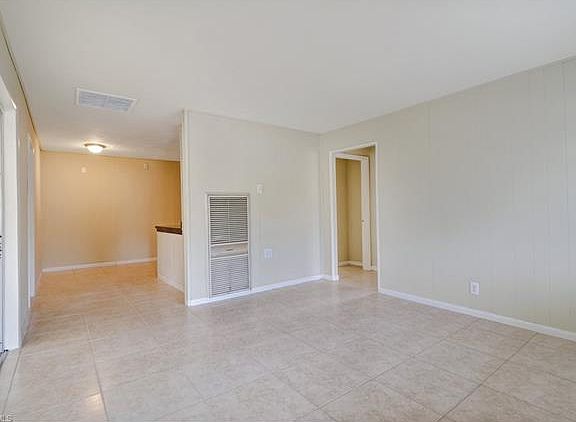 4th image of 2215 Cranford Ave