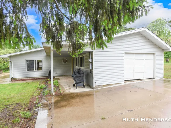 1111 Four Mile Rd NE, Grand Rapids, MI 49525