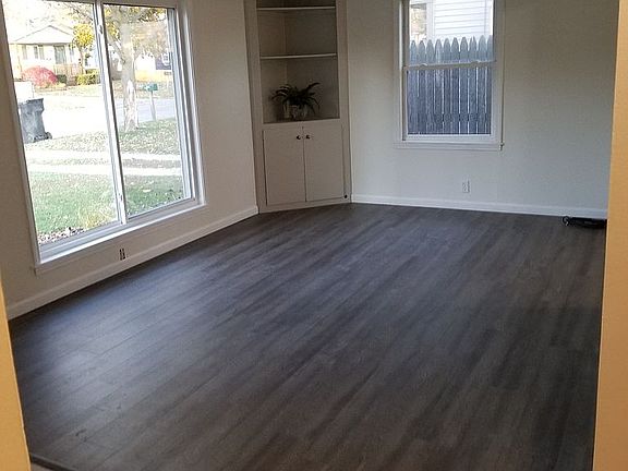 3rd image of 336 Nora St SE