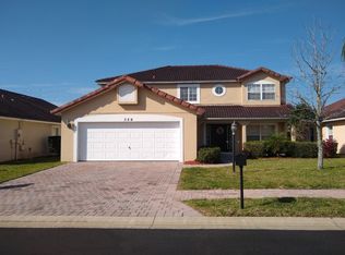 329 Robin Rd, Davenport, FL 33896