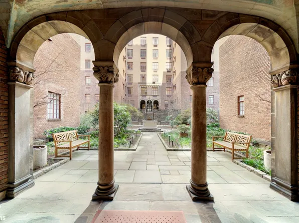 115 East 67th Street 7D/8D image 13 of 13