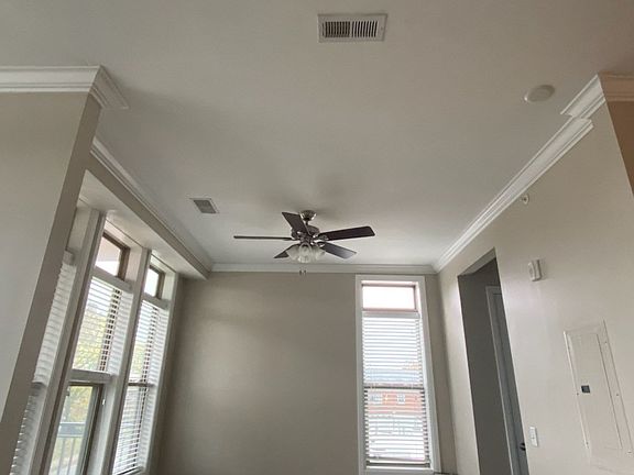 4th image of 1378 King Ave #307