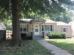 516 E 14th St, Carthage, MO 64836