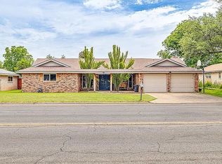 3213 Sunset Dr - Property Image