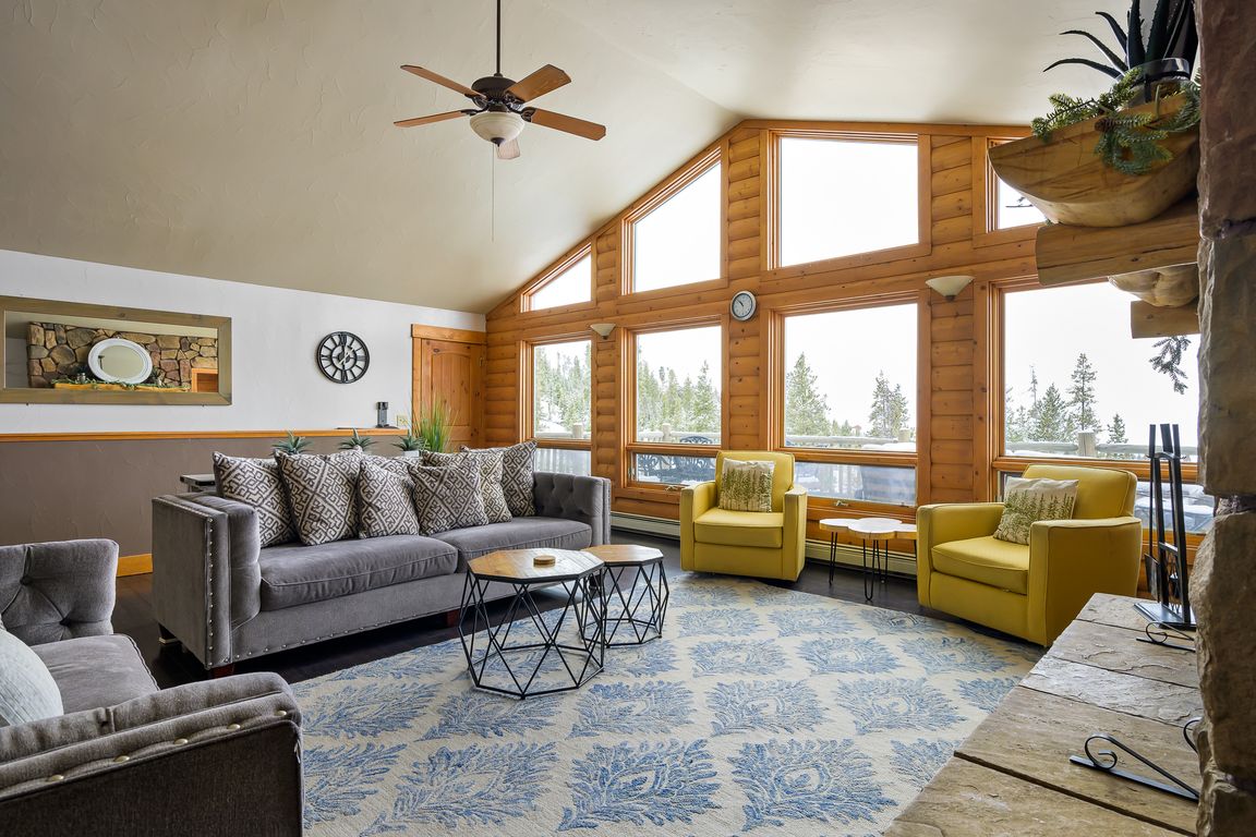 next background image