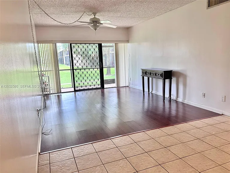 5835 Washington St #52 — Photo 2