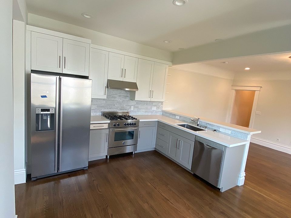 1st image of 32 Highland Ave #32