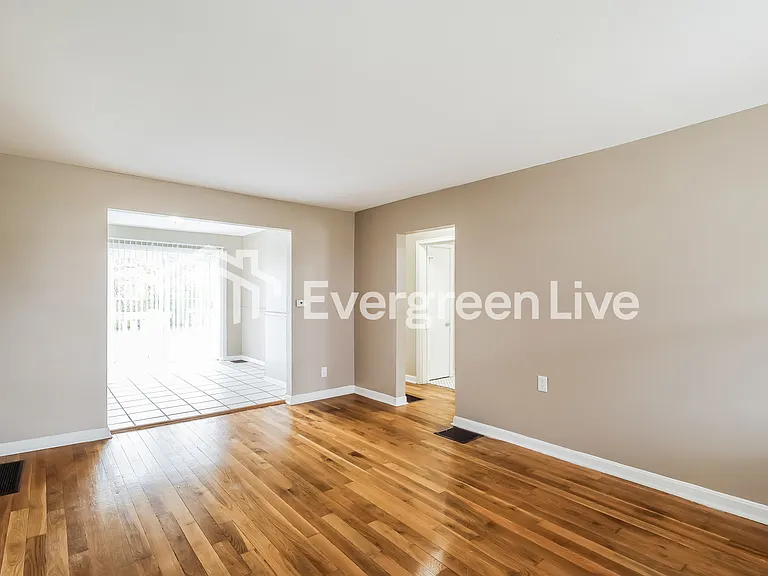 6824 Tarawa Dr — Photo 3