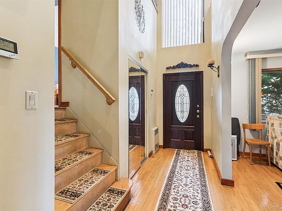 4th image of 17203 35th Avenue