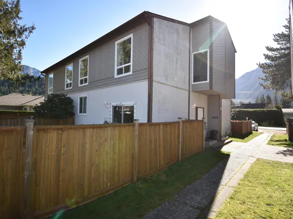 633 Douglas St, Hope, BC V0X 1L4