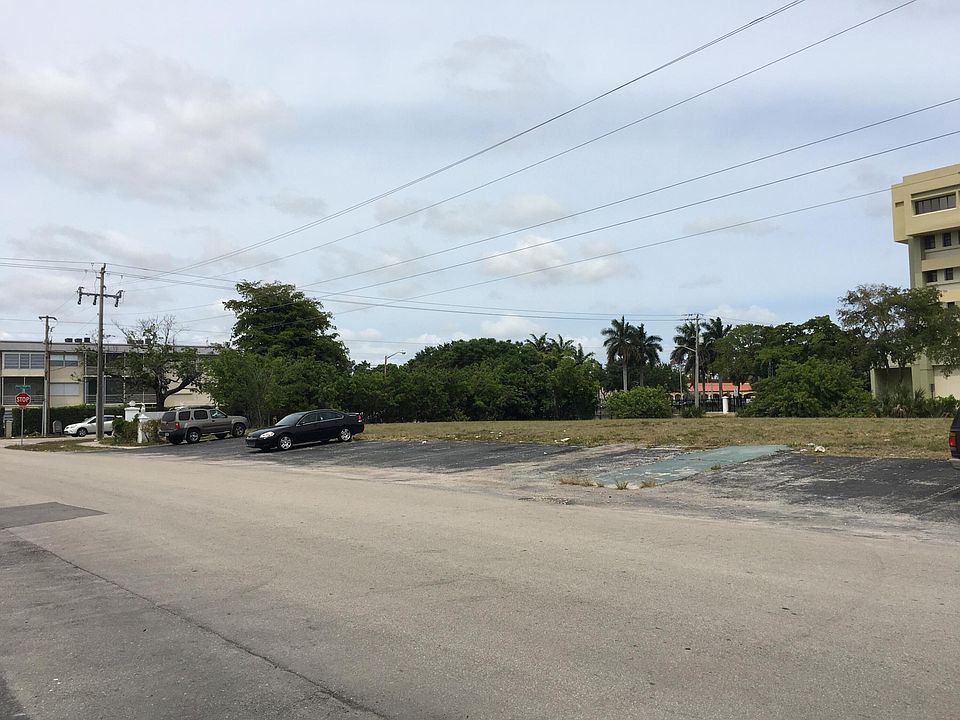1st image of 1590 NW 43rd #301 Avenue