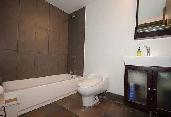 Rented by Tapiro Realty | media 15