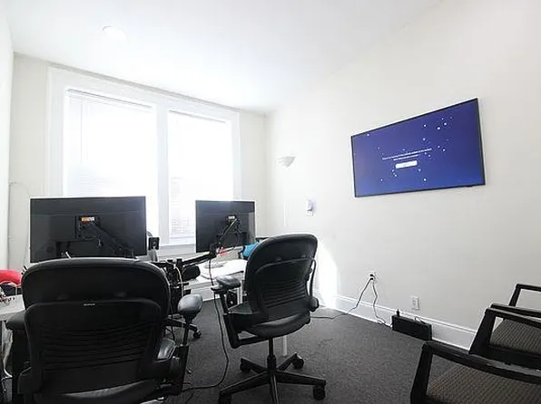 66 Hudson Street image 8 of 10