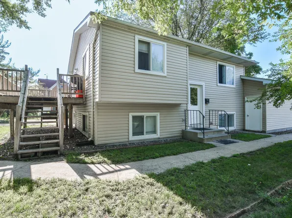 216 Pine St, Saint Peter, MN 56082