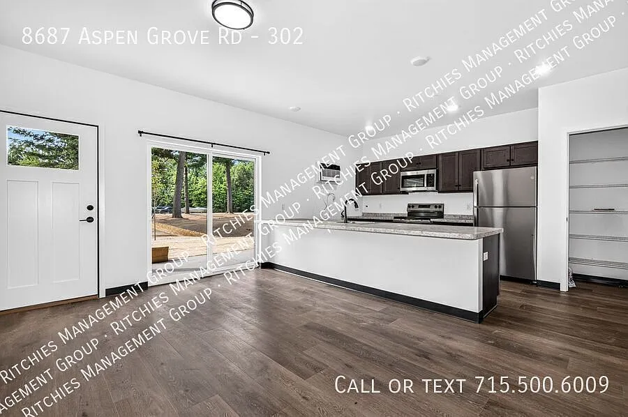 Brand-New Large 2 Bed, 2 Bath Apartment with Garage, Private Entry & In-Unit Laundry — Photo 1