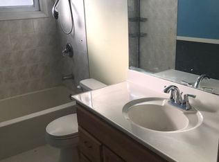 2909 Nottingham Ave, Markham, IL 60428