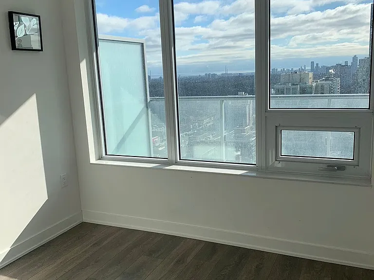 195 Redpath Ave #2606 — Photo 3