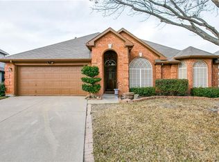 515 Jennifer Ln, Arlington, TX 76002