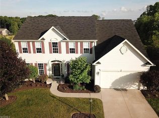 9686 Diamond Ridge Cir NW, Canal Fulton, OH 44614