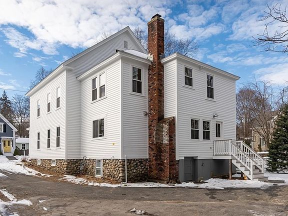 3rd image of 35 West St