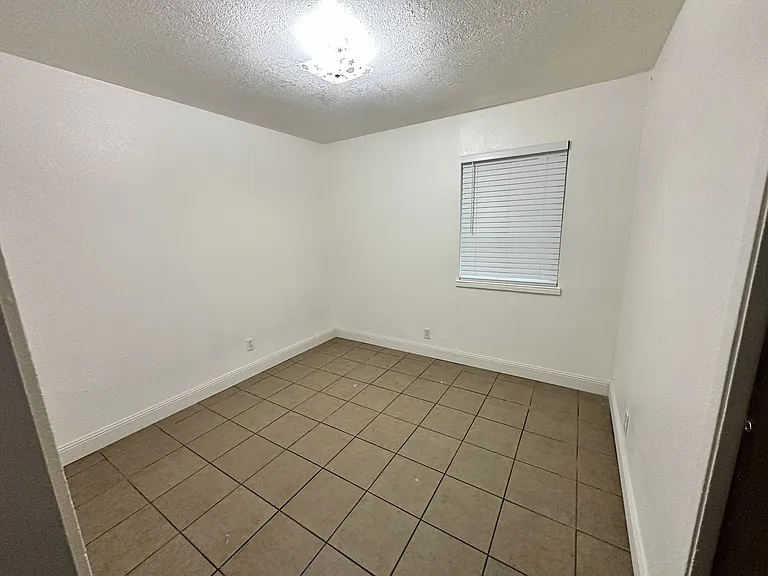 2129 S Union St #2125 — Photo 10