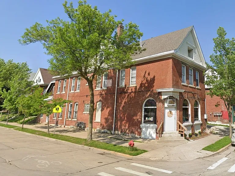 800 E Chambers St./3010 N Fratney St. (6 Unit) — Photo 8
