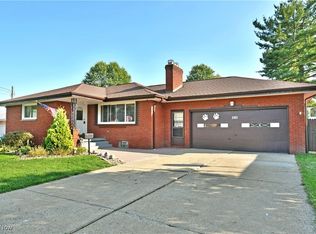 580 Como St, Struthers, OH 44471