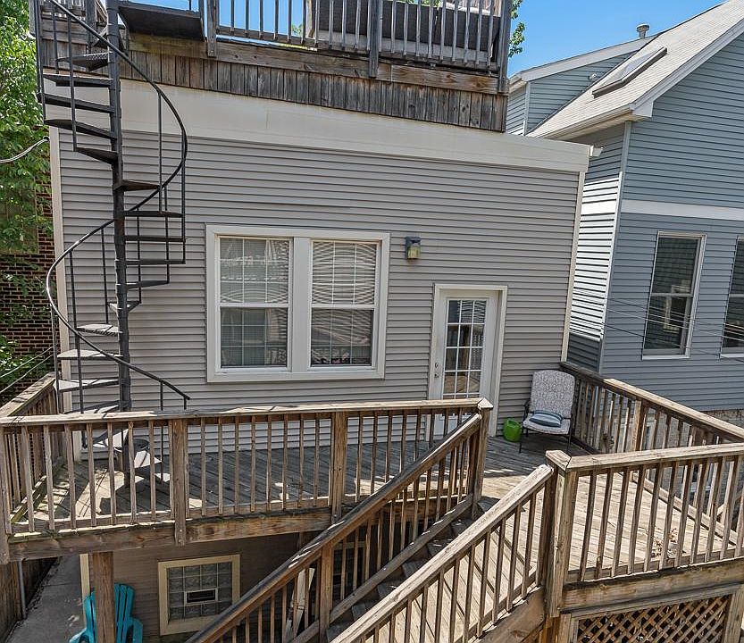 1st image of 3104 N Southport Ave #Chse