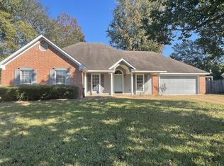 3025 Windwood Cir, Flowood, MS 39232