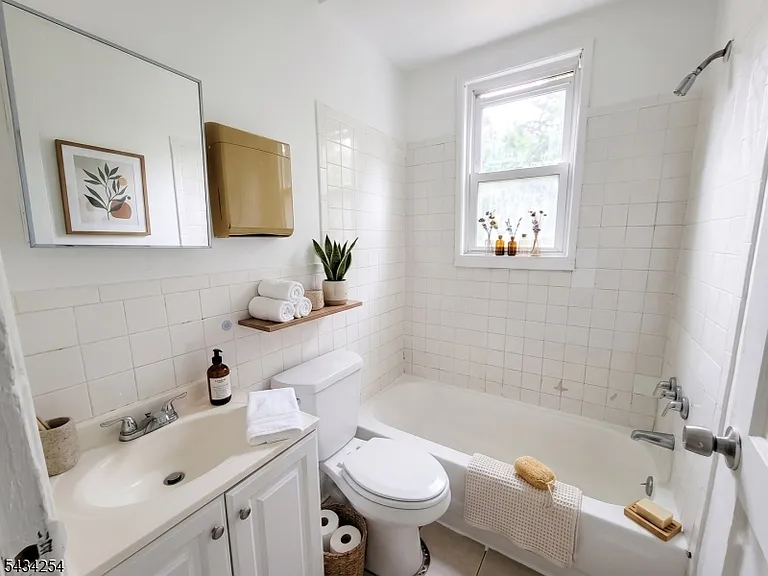 320 Central Ave — Photo 6