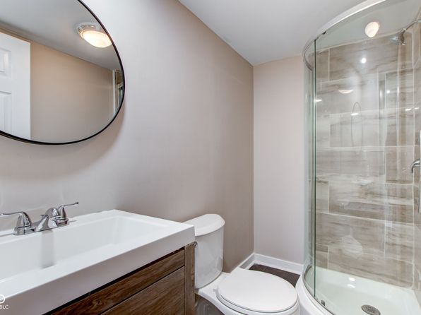 9 N Vacation Way, North Manchester, IN 46962