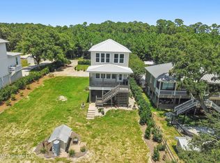 4701 E Belle Fontaine Dr, Ocean springs, MS 39564