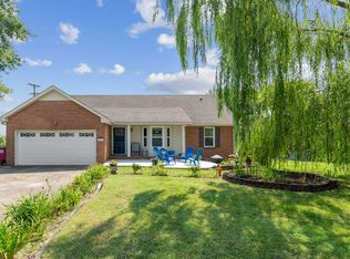 1880 Sealpoint Ct, Clarksville, TN