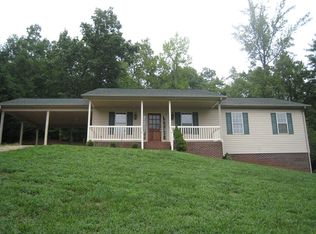 4160 Lindsay St, Lenoir, NC 28645