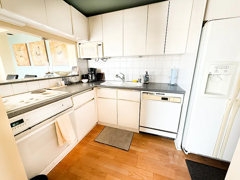 587 Virginia Ave NE #Penthouse 1 — Photo 14