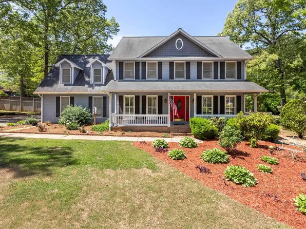 4008 Forest Ln, Oxford, AL 36203