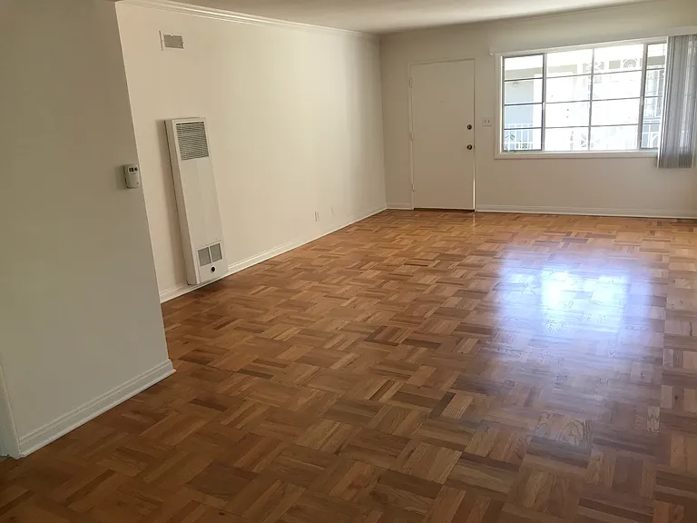 425 E Mission St #G — Photo 3