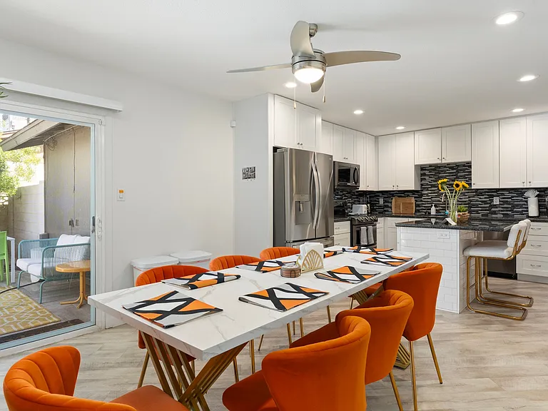2510 E Hermosa Dr — Photo 23
