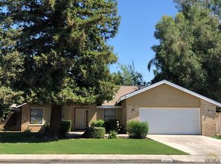 9508 Thoreau Ave, Bakersfield, CA 93311