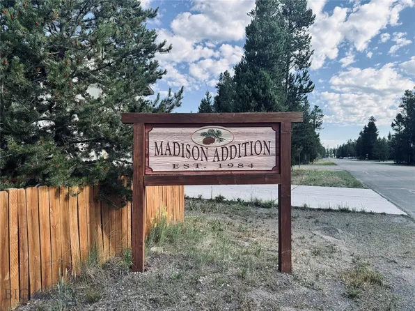 613 Apollinaris Ave, West Yellowstone, MT 59758