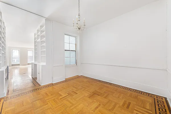 Sold by Compass | media 4