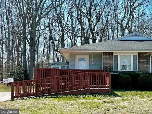 193 Elmtowne Blvd, Hammonton, NJ 08037